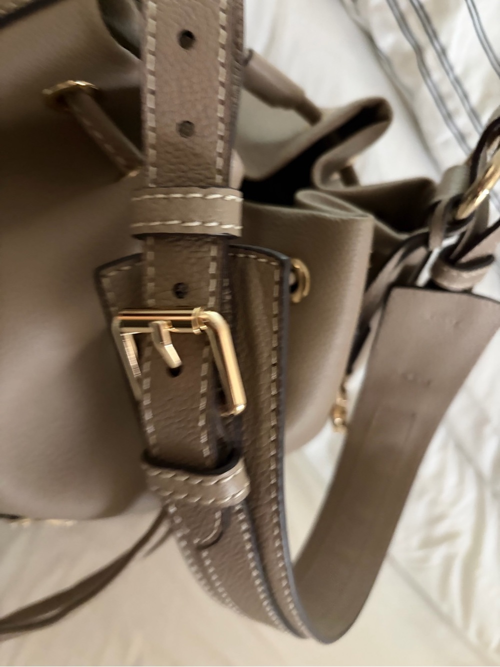 Dooney & Bourke Taupe Bucket Shoulder Bag with Gold Hardware NEW! - Picture 6 of 12
